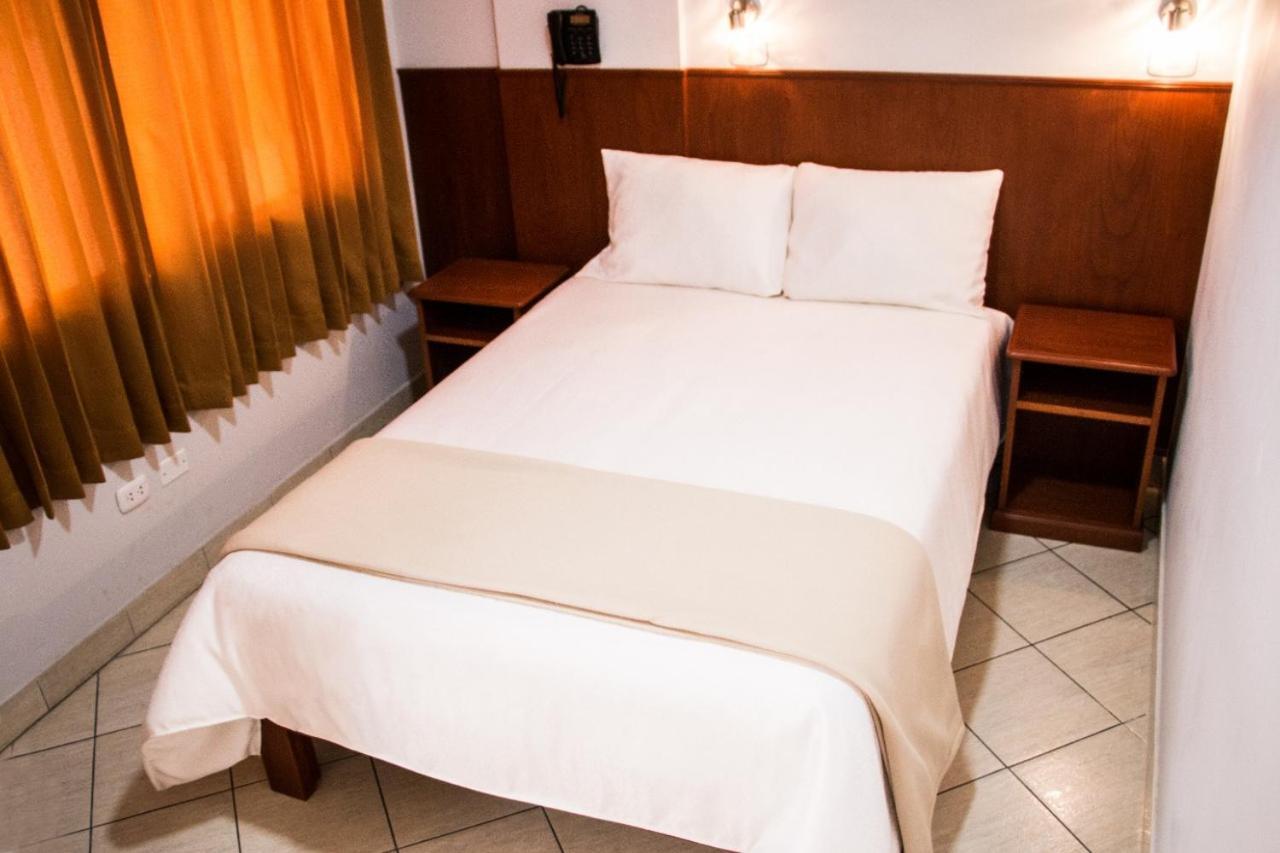 Hostal Vasco Tacna Exterior photo